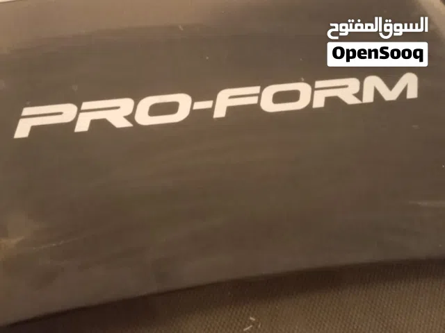 للبيع جهاز جري وأجهزة رياضية