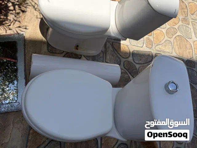 مرحاض ومغسلة مستعملة للبيع