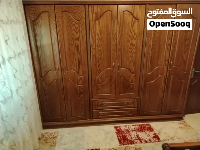 غرفة نوم مستعمله بحاله جيده (تفصيل)