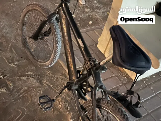 سيكل ديو مقاس 20 للبيع نضيف ما يعاني من أي شي ................................................