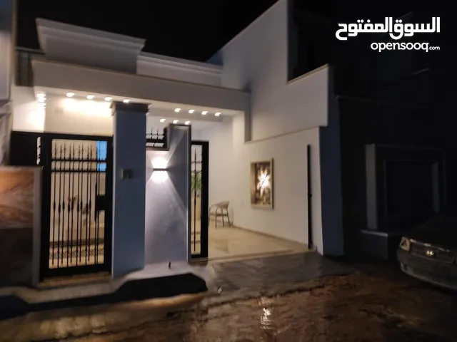 150 m2 4 Bedrooms Villa for Sale in Tripoli Ain Zara