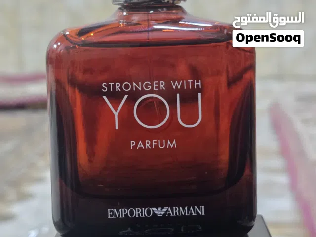 عطر سترونك وذ يو بارفام حجم 100 مل اقرو الوصف