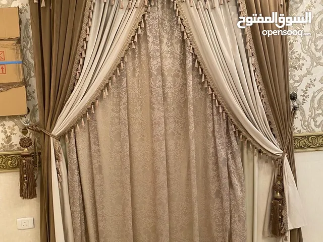 ستائر بلاك أوت