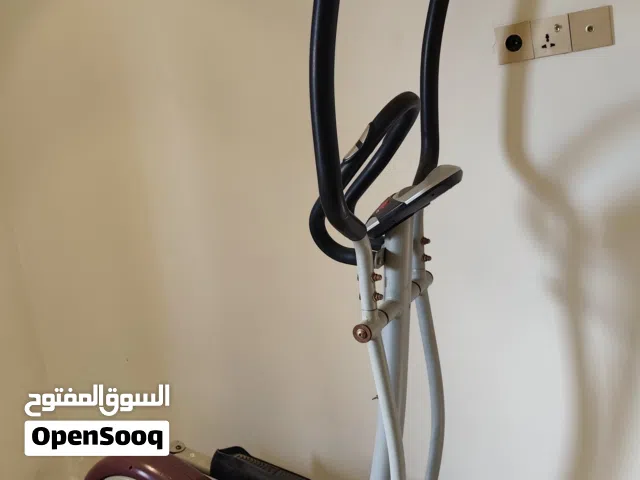 آلة كروس بحالة جيدة وكزيوني