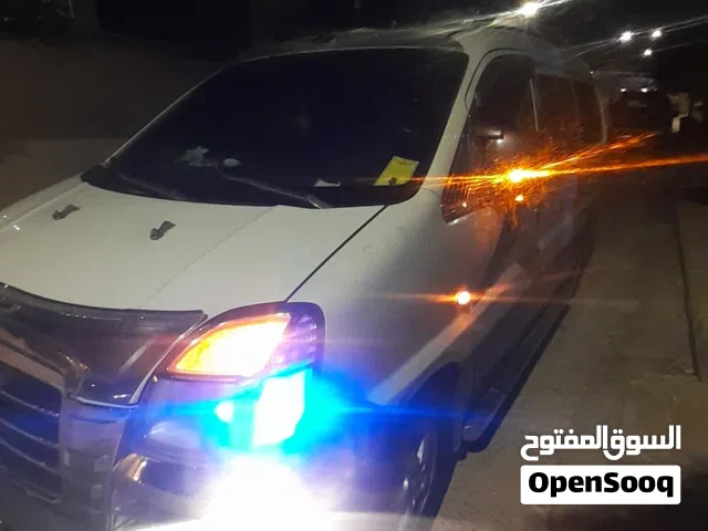 2004 هيونداي H1