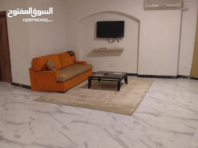 شقة للإيجار داخل فيلا