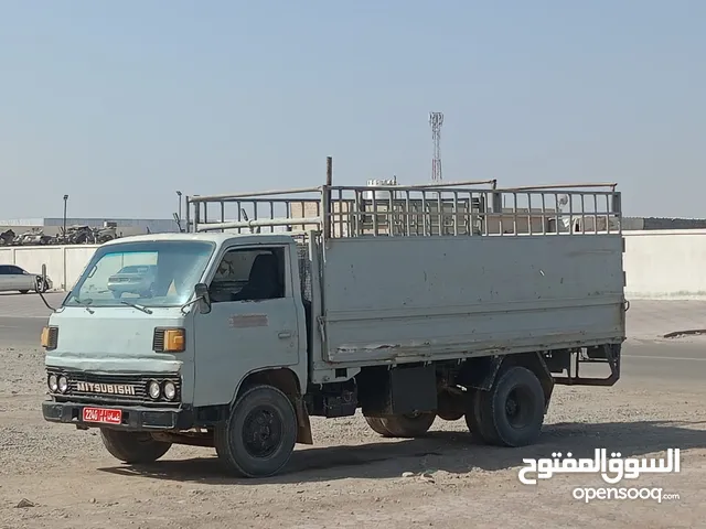 Mistubishi 3 Ton 1983 model good condition