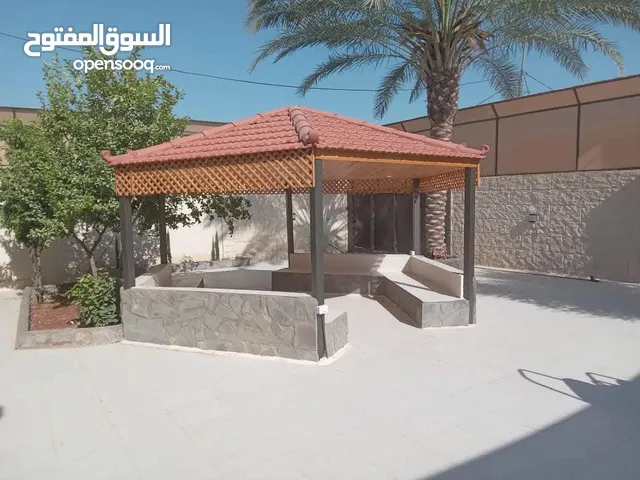 2 Bedrooms Chalet for Rent in Jordan Valley Ghor Al Kafrain