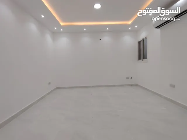 غرفة وصاله مدخل خاص اول ساكن بمدينة الرياض جنوب الشامخة