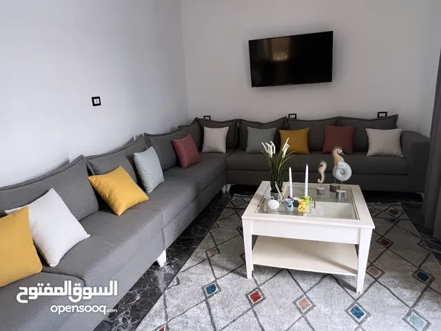 300 m2 2 Bedrooms Townhouse for Sale in Tripoli Al-Baesh