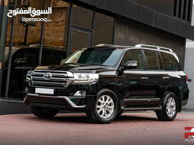 2018 Toyota Land Cruiser GX.R بسعر مميز 8 سلندر