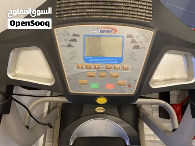 سير اموره تمام الا الرجل اليسار فيها كسره بسيطه وعاديه مش مأتره فيه