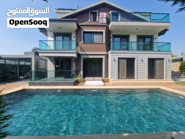 Premium Family Villa With Large Garden & Full Privacy Pool