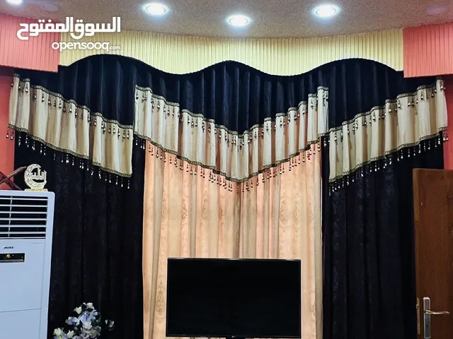 ستائر استقبال مستخدم