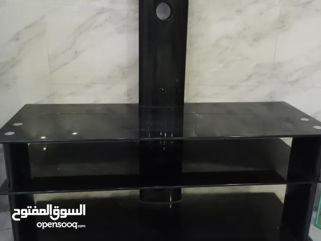 ميز لشاشة التلفزيون