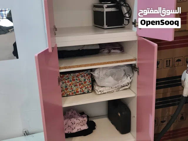 خزانه IKEA نضيفه