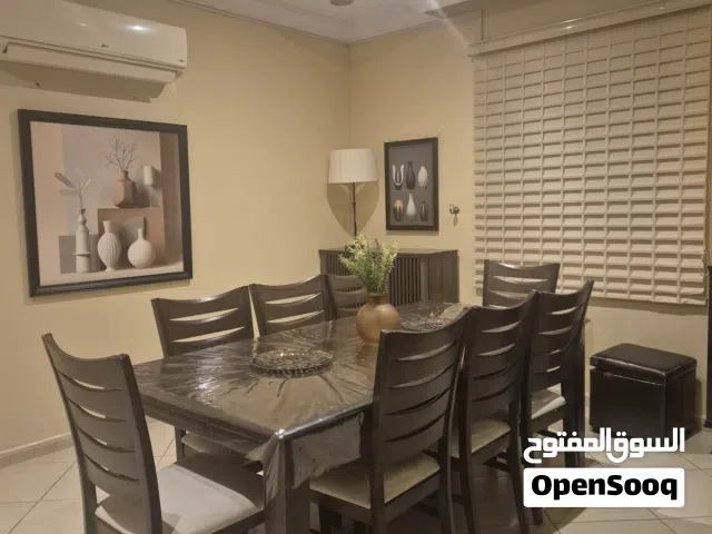 للبيع طاولة سفرة 6 من هوم سنتر