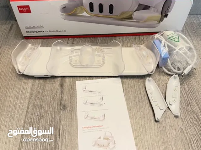 قاعدة شحن نظارة الواقع الافتراضي ميتا كويست 3