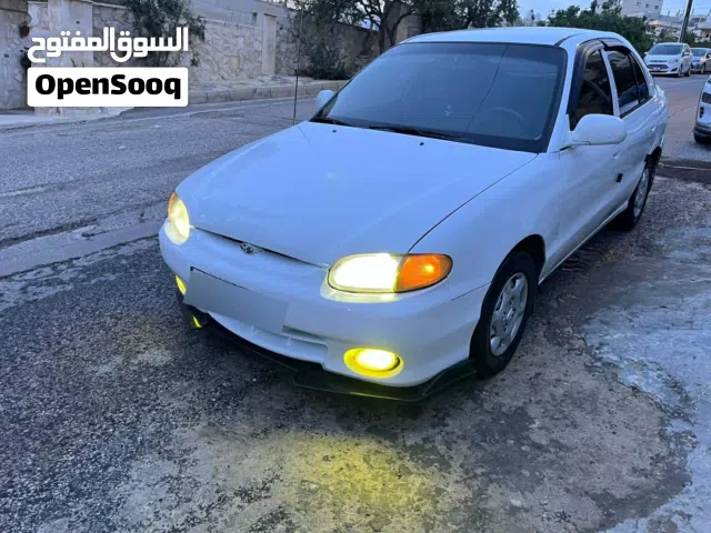 1998 Hyundai Accent Standard