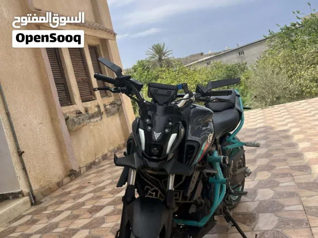 2024 ياماها MT-07