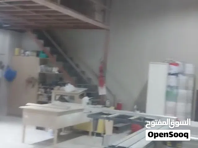 للإيجار محل 130م مكييف يصلح منجره او الومنيوم