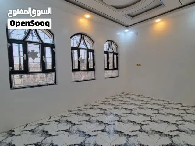 250 m2 4 Bedrooms Townhouse for Sale in Sana'a Other