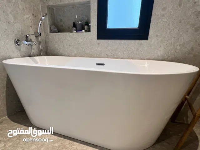 Luxury Bathtub for sale!