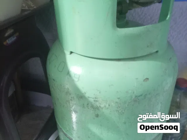 جرة غاز مليانة الثلاجة مكتب وكالة استعمال اسبوع فقط مع كفالتها