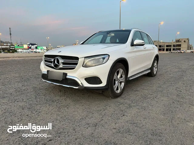 مرسيدس GLC 250 في قمة النظافة