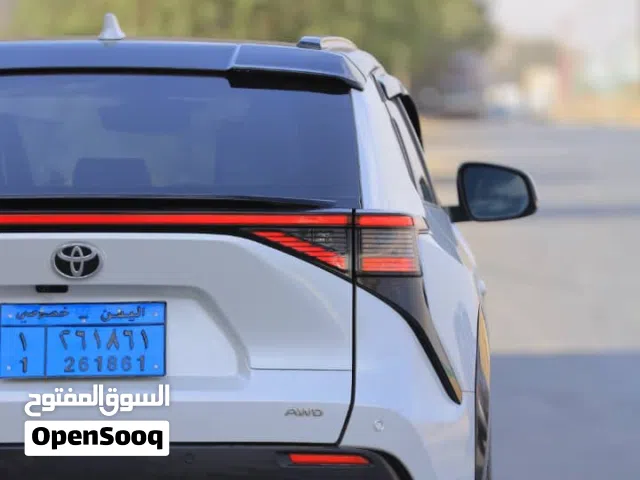 2023 Toyota RAV 4 XLE