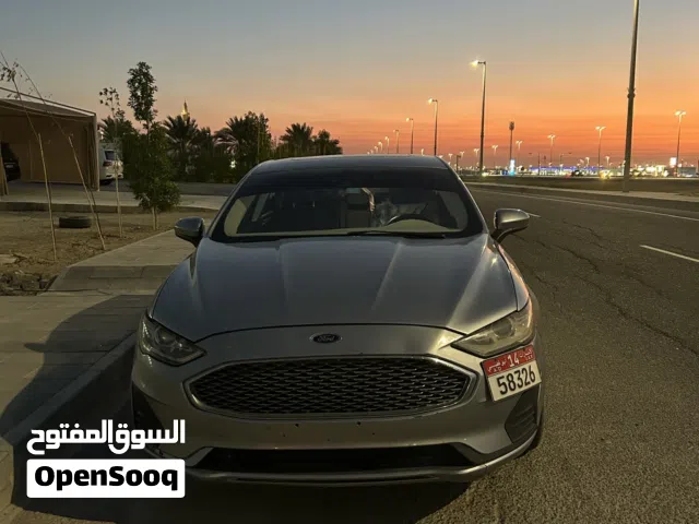 2020 فورد فيوجن SE