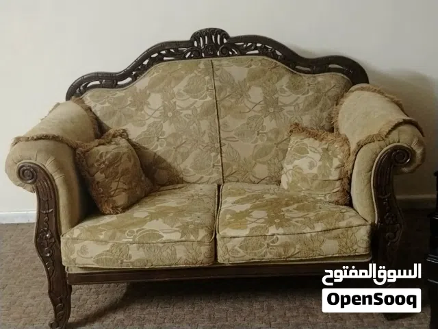 طقم كنب خشب زان وبرادي وسجادوثريا