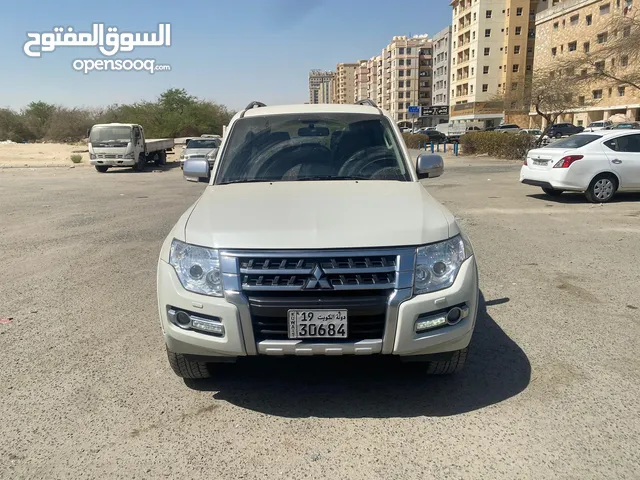 Used Mitsubishi Pajero in Al Ahmadi