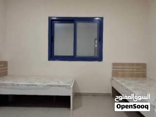 سكن مشترك لشاب عربي