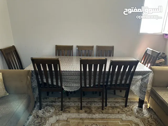 Dining table طقم صفرة طاولة و 8كراسي
