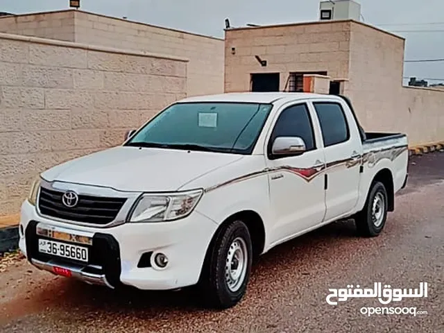 Toyota Hilux 2015 in Mafraq