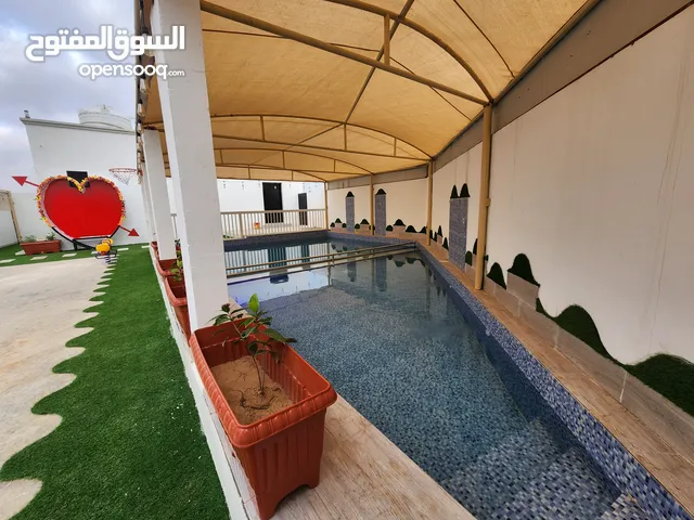 Farmhouse salalah   استراحه او شاليه جديده ب صلاله ريسوت(عدونب) موقعها اول الشارع الرئيسي