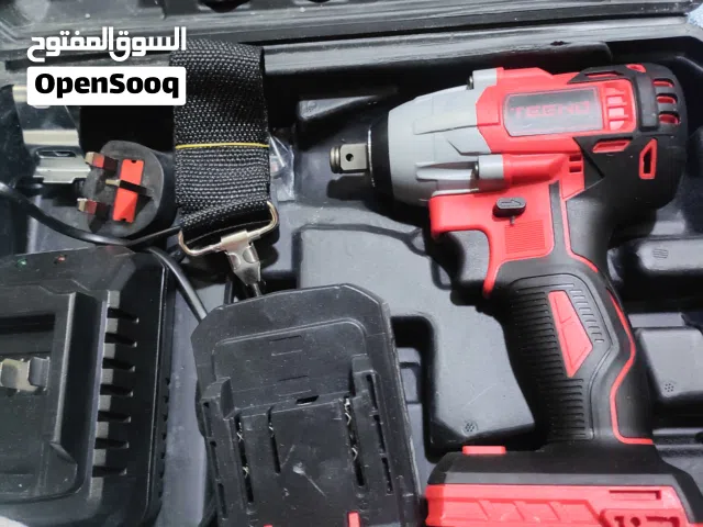 دريل جديد ونوعية جيدة كامل هو والجنطة