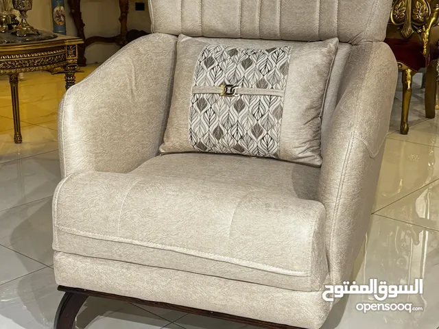 لمحبين الاناقه والذوق الراقي  طقم المميز 7مقاعد  ثلاثيه  مجوز  مفردتين قطعه مميزه اقرأ الوصف تحت