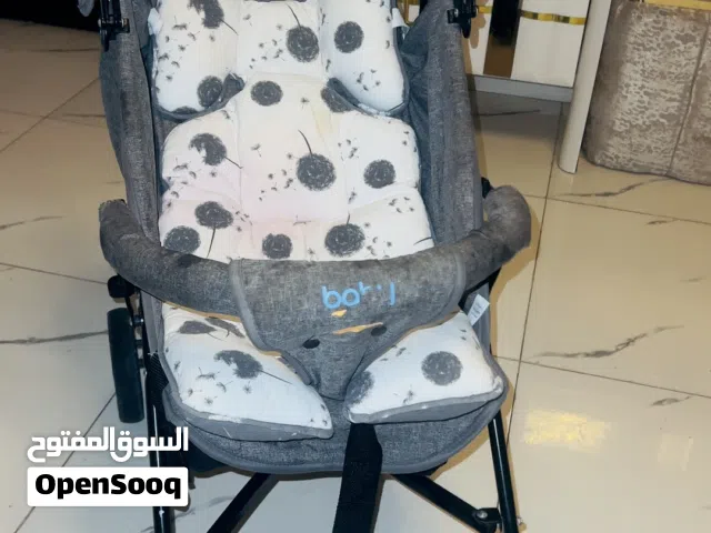 عربانة اطفال متانه وقوه استخدام قليل اشتريتها ومايحب ابني يكعد بيها نضيفه