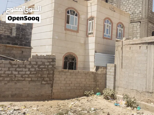88 m2 More than 6 bedrooms Townhouse for Sale in Sana'a Sa'wan