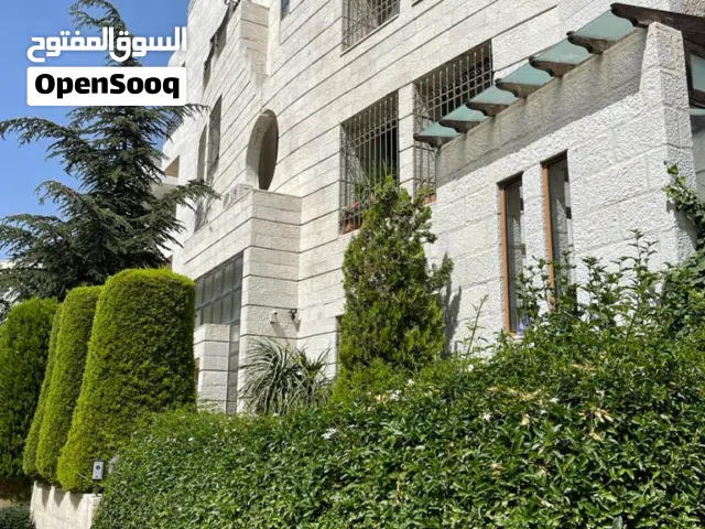 شقة -عبدون- قرب السانت ريجز