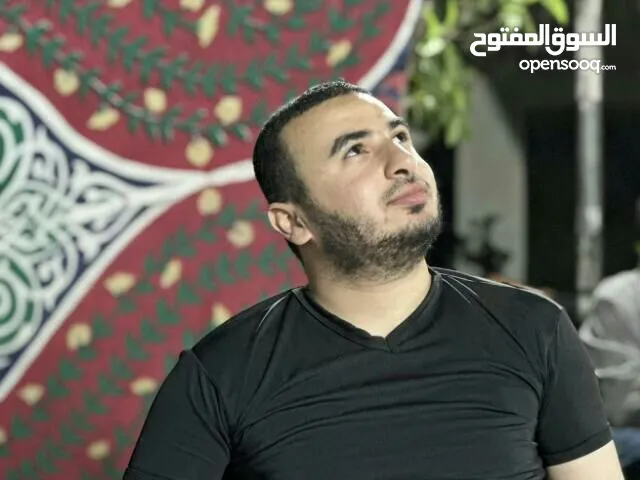 المصمم والمسوق عبدالله سنجر