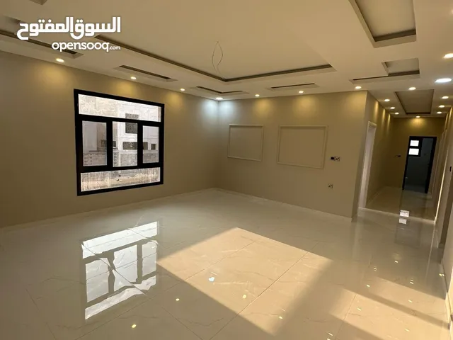 234 m2 More than 6 bedrooms Apartments for Rent in Dammam Ash Shulah