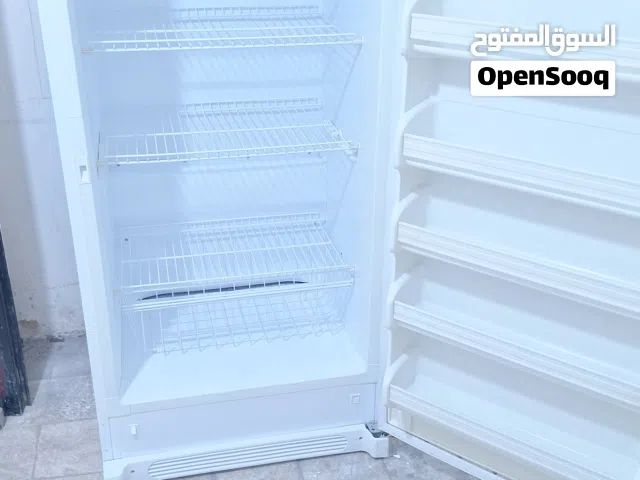 بيع فريزر فريجدير أمريكي 30قدم بحاله ممتازه جدا مع التوصيل والكفاله
