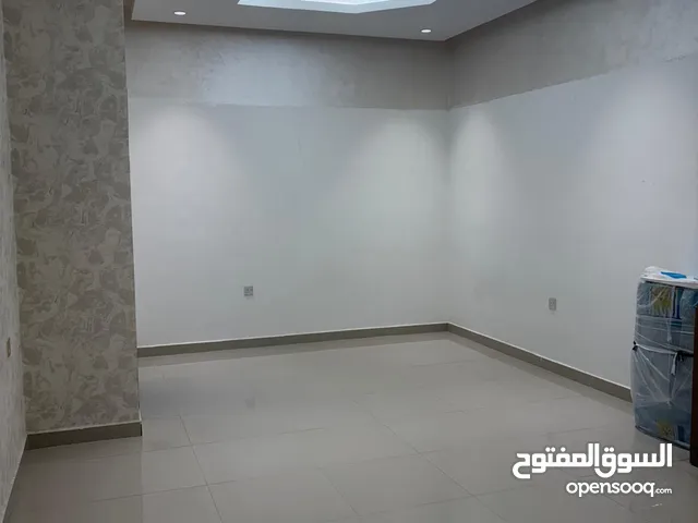 142 m2 4 Bedrooms Apartments for Sale in Hawally Other