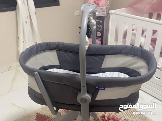تخت بيبي Chico بفتح كرسي اكل لعمر سنوات نطاطة بيبي شيالة Chico جديده