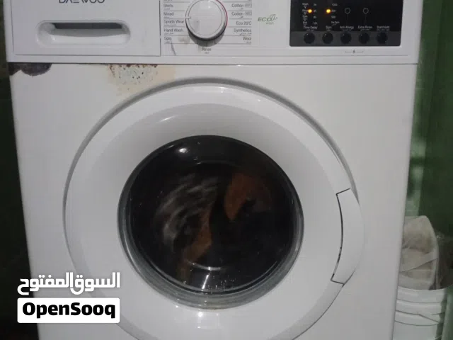 غساله 7كيلو دايو كوري شغاله بحاله ممتازة في شويه صداء زي ماواضح بلصورة موفرة كهرباء وماء اقتصاديه