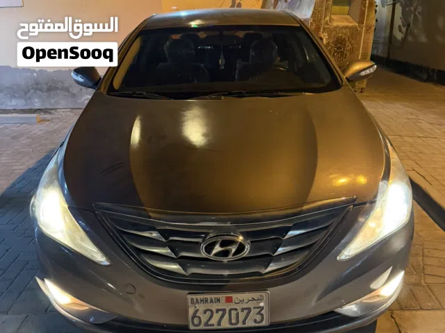 2014 Hyundai Sonata Blue