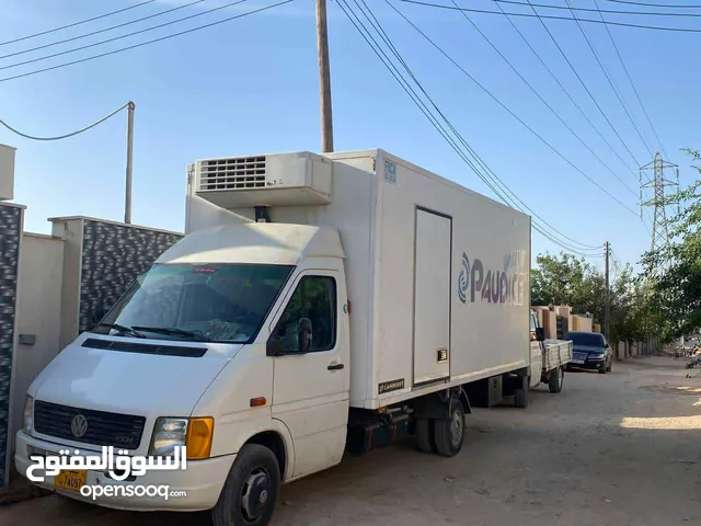 ثلاجة مبردة لنقل